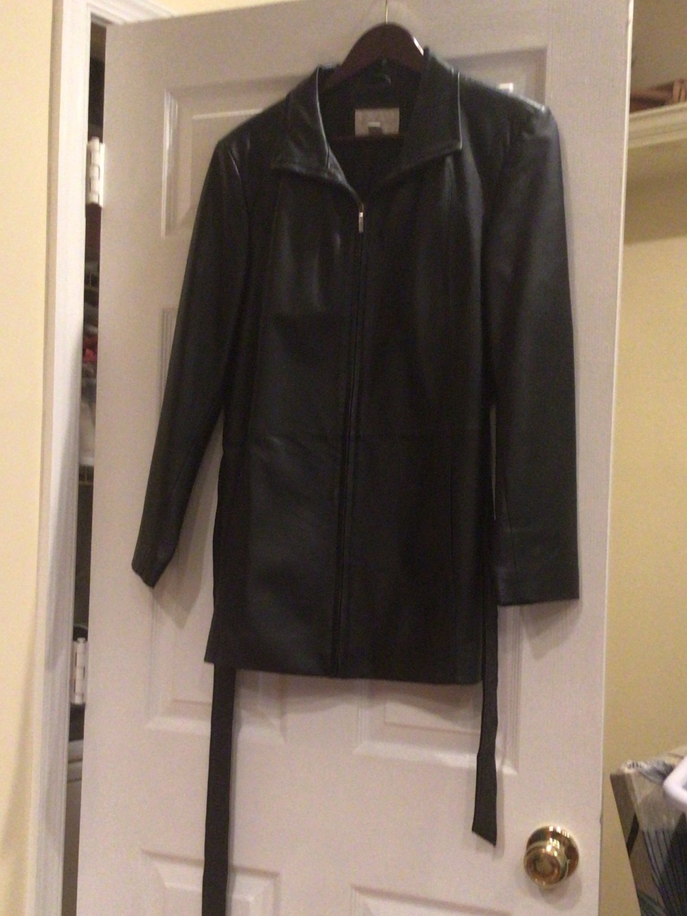 Black leather Worthington women’s jacket